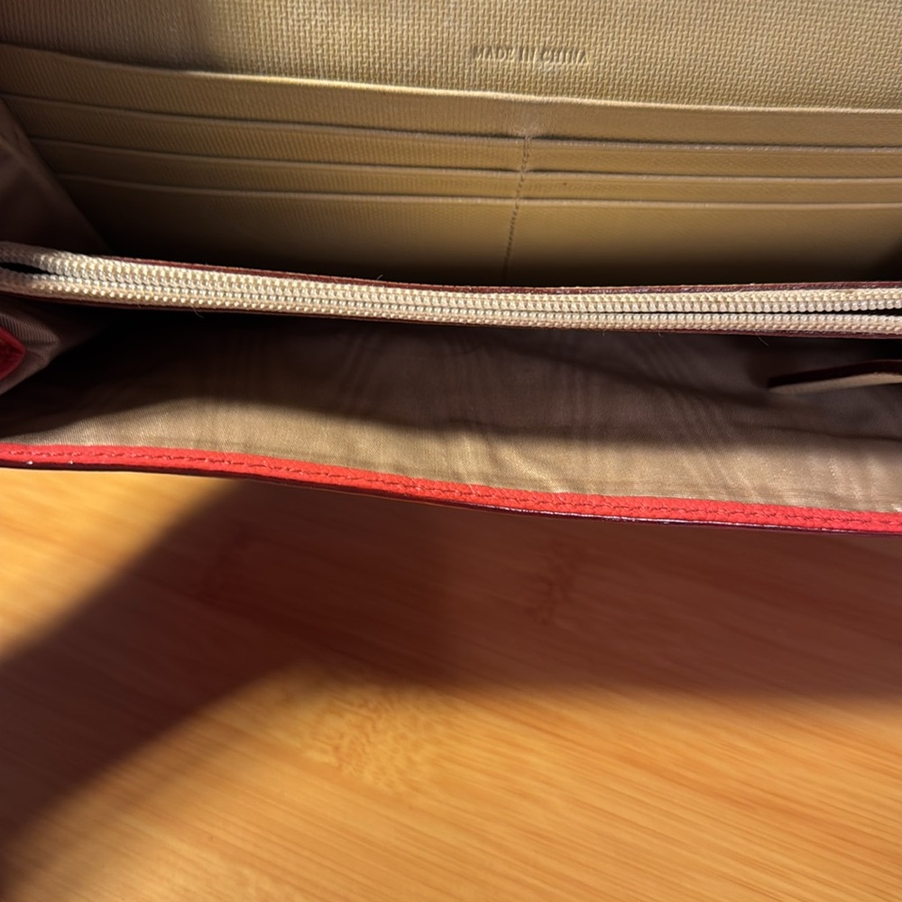 Wallet - Picture 3 of 4